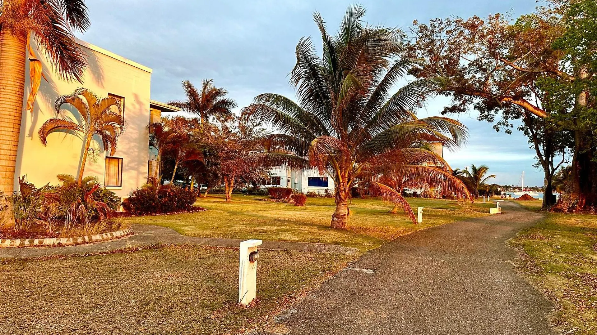 Apartment Casa Mire-Lee, Seaside Serenity At Negril 7 Miles Beach, Point Village Jamaica